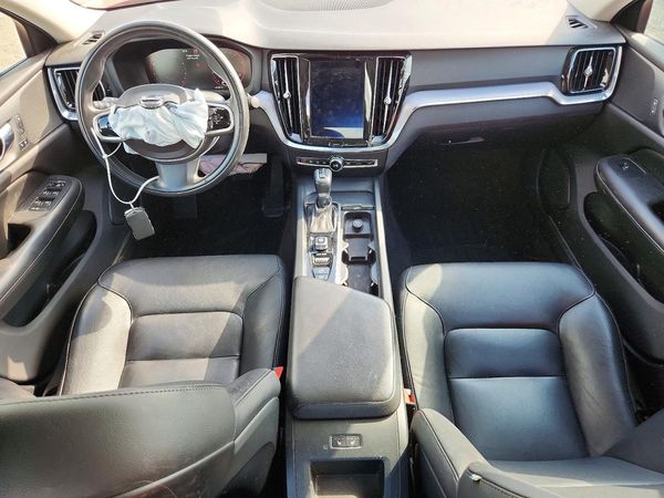 2020 VOLVO S60