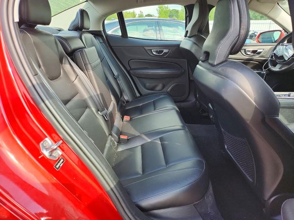 2020 VOLVO S60