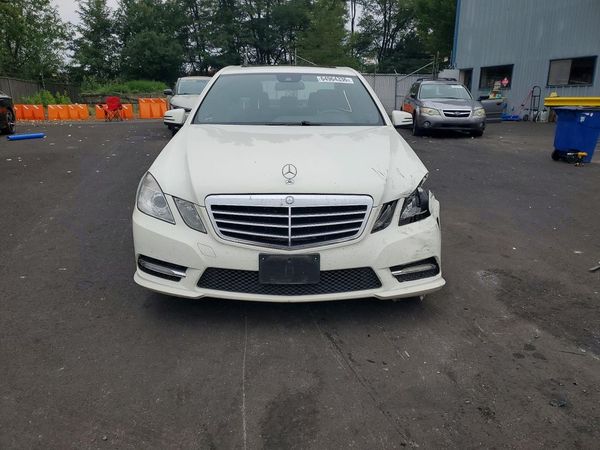 2012 MERCEDES-BENZ E