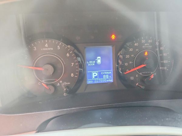 2017 TOYOTA SIENNA LE Mobility/LE