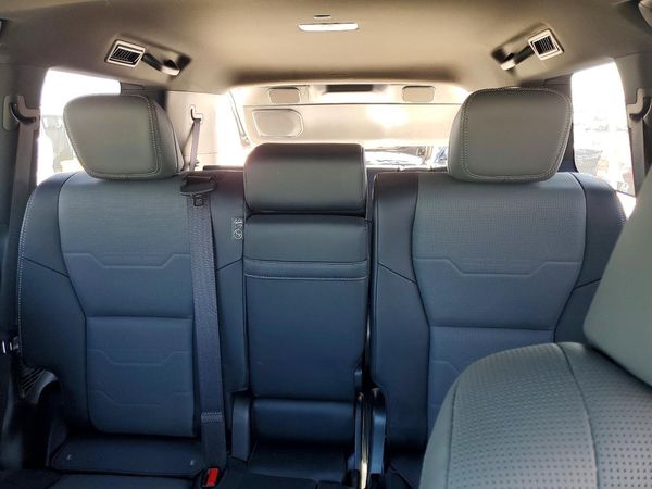 2025 LEXUS GX 550