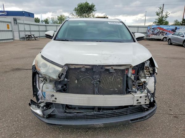 2015 TOYOTA HIGHLANDER