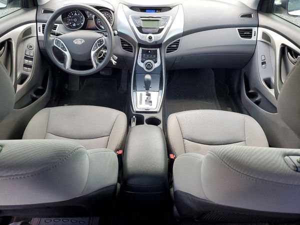 2012 HYUNDAI ELANTRA GLS(Middle grade)
