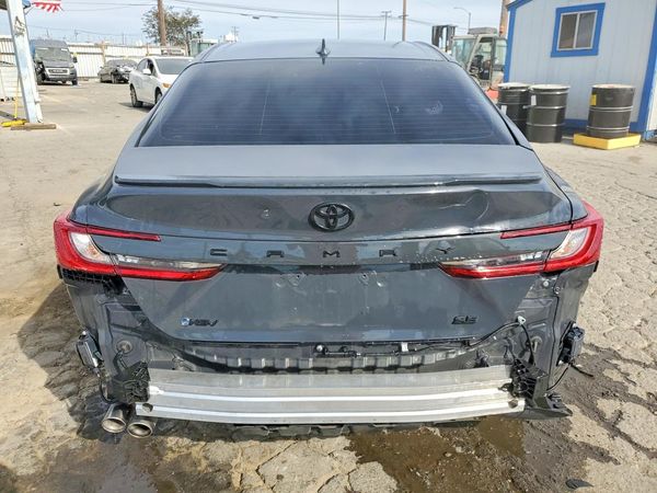 2025 TOYOTA CAMRY