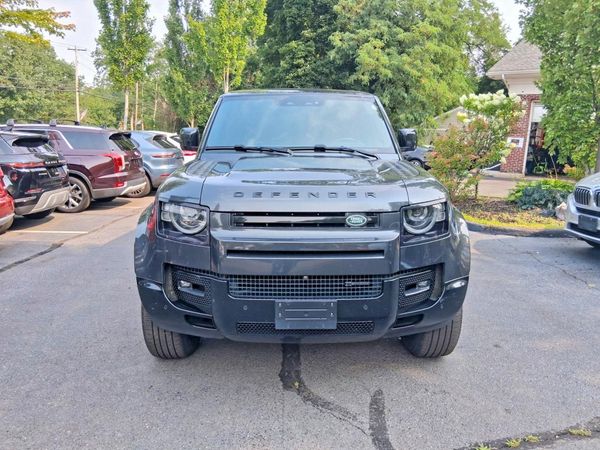 2023 LAND ROVER DEFENDER 130 X-Dynamic SE