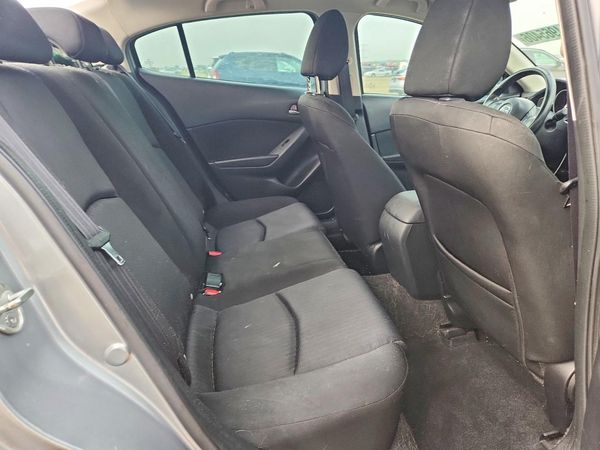 2015 MAZDA 3 Sport/GX