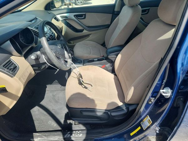 2014 HYUNDAI ELANTRA