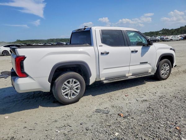 2025 TOYOTA TUNDRA SR5