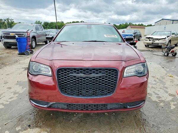 2020 CHRYSLER 300