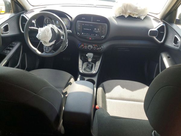 2025 KIA SOUL LX, S