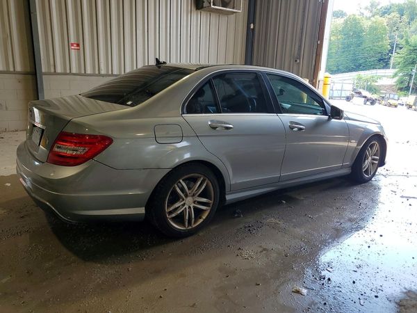 2012 MERCEDES-BENZ C C250