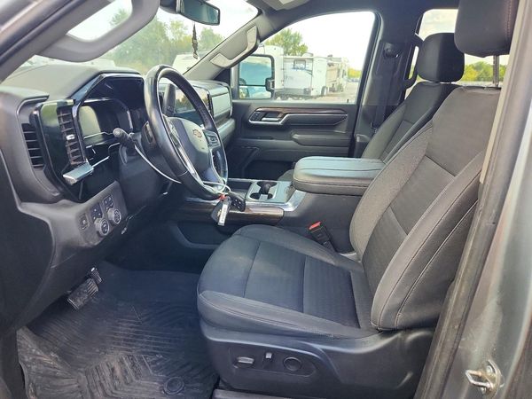 2024 CHEVROLET SILVERADO LT
