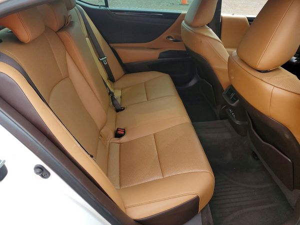 2021 LEXUS ES 250 350 Premium