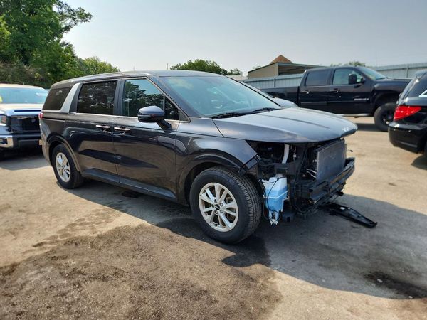 2024 KIA CARNIVAL