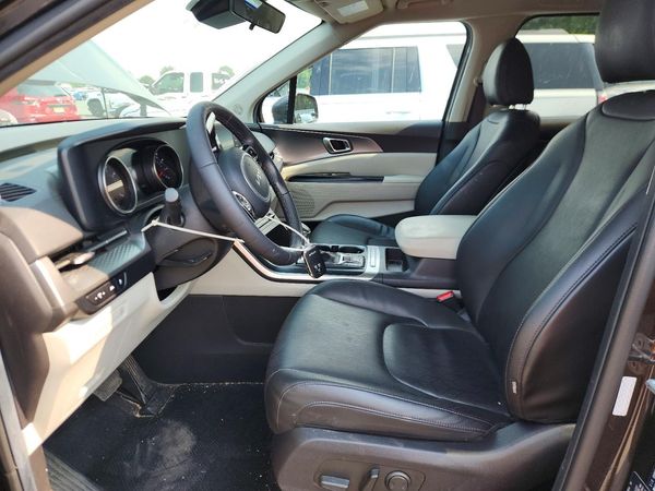 2024 KIA CARNIVAL