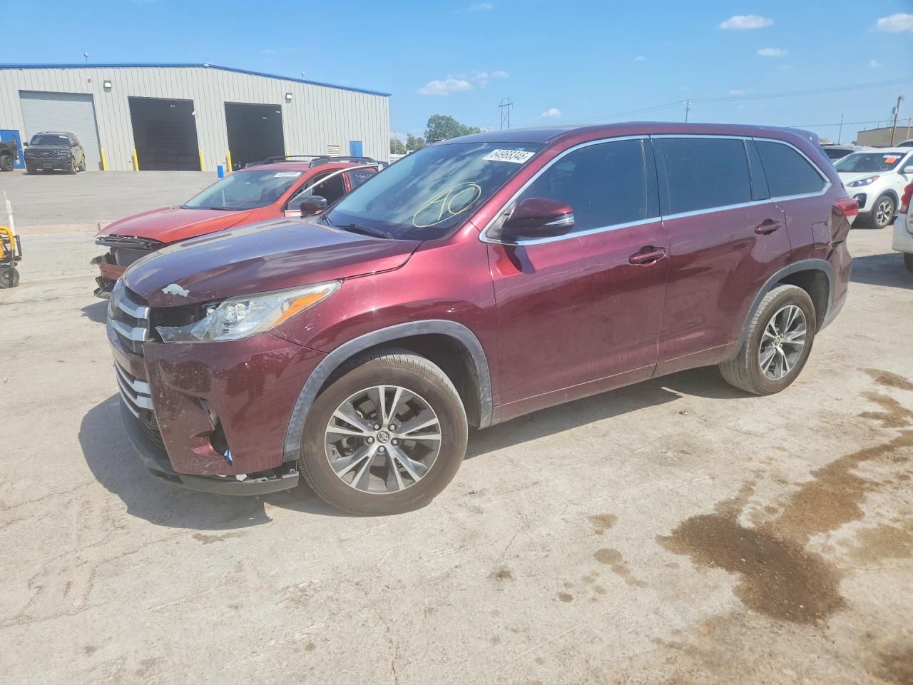 2018 TOYOTA HIGHLANDER LE/LE Plus