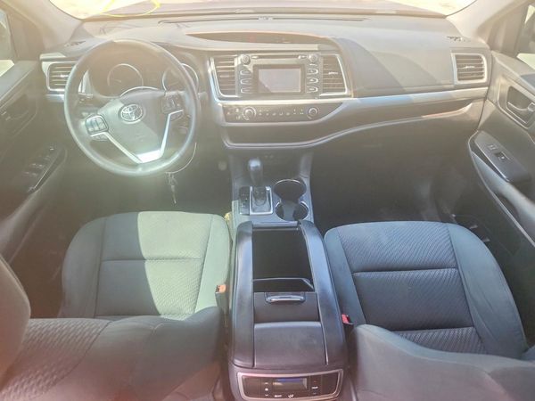 2018 TOYOTA HIGHLANDER LE/LE Plus