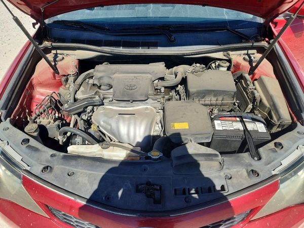 2014 TOYOTA CAMRY