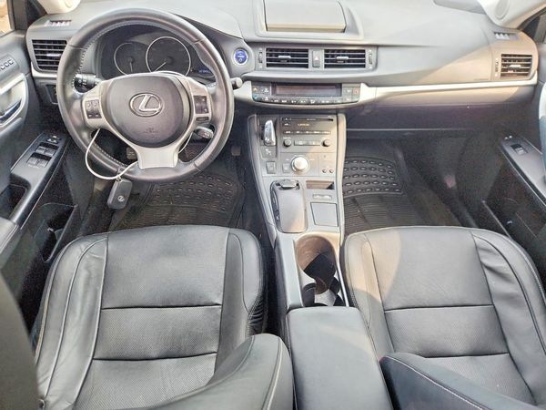 2012 LEXUS CT 200h
