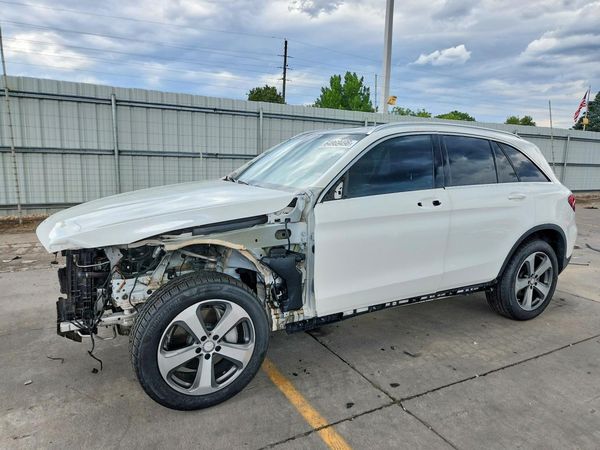 2017 MERCEDES-BENZ GLC GLC300 Base-4M