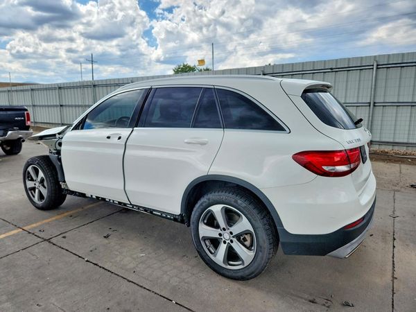 2017 MERCEDES-BENZ GLC GLC300 Base-4M