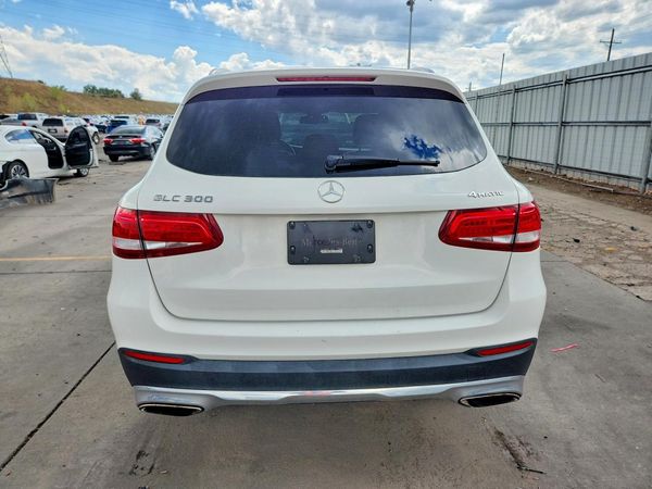 2017 MERCEDES-BENZ GLC GLC300 Base-4M