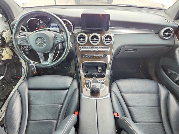 2017 MERCEDES-BENZ GLC GLC300 Base-4M