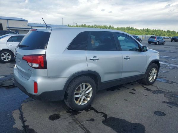2014 KIA SORENTO Base/ LX