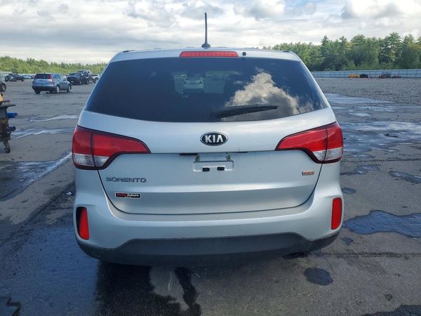 2014 KIA SORENTO Base/ LX