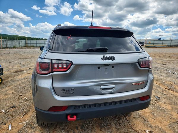 2019 JEEP COMPASS Trailhawk — DIRR