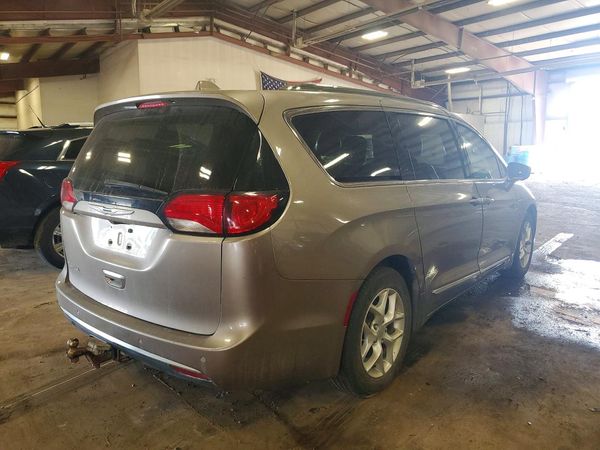 2018 CHRYSLER PACIFICA
