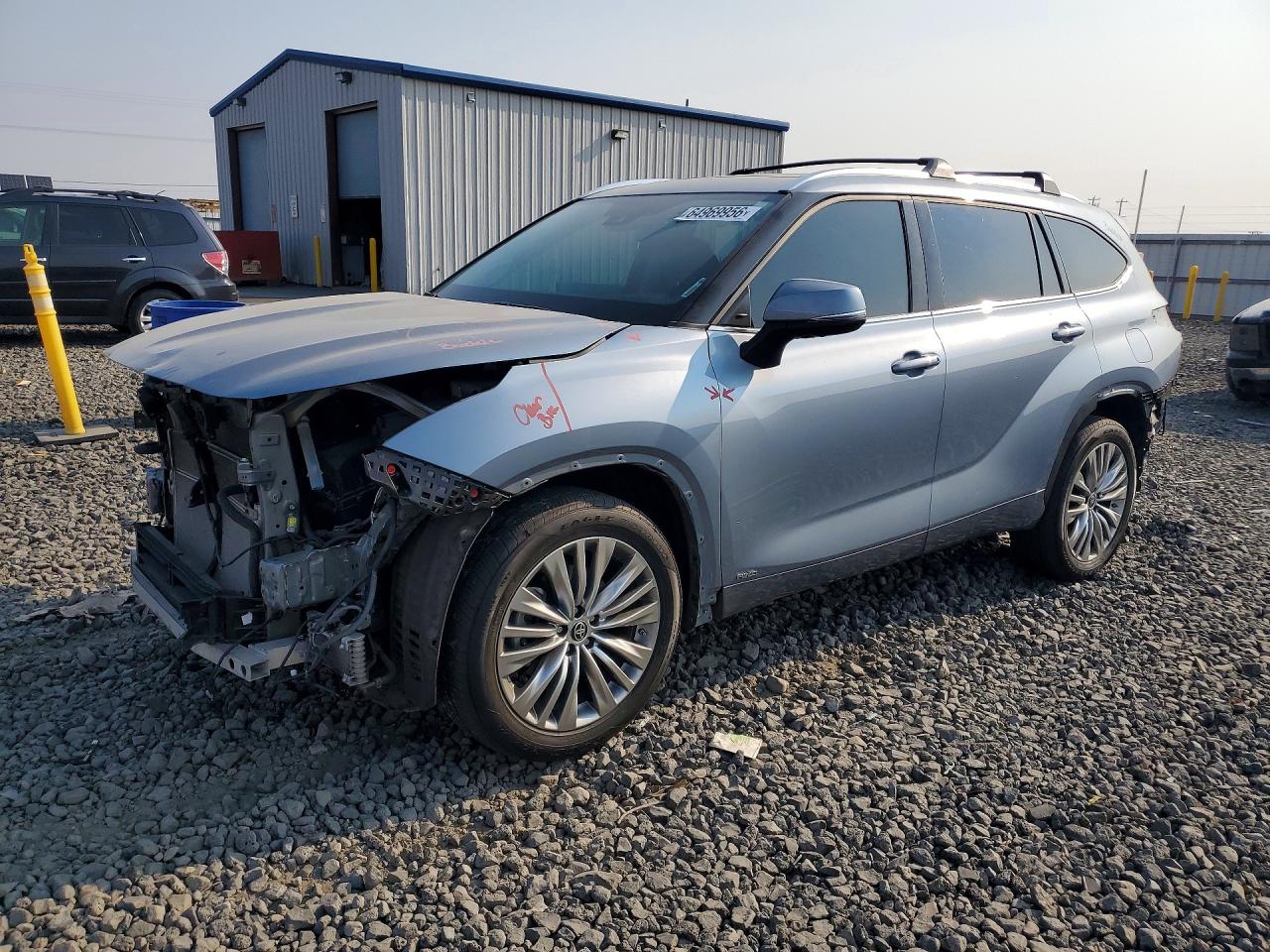 2022 TOYOTA HIGHLANDER
