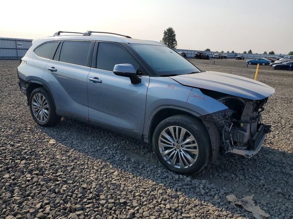 2022 TOYOTA HIGHLANDER