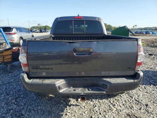 2015 TOYOTA TACOMA