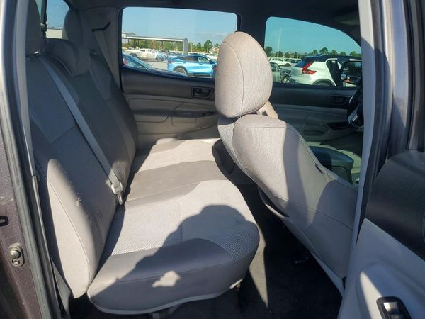 2015 TOYOTA TACOMA