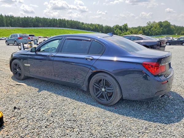 2015 BMW 740 xDrive