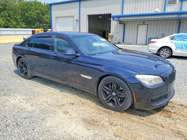 2015 BMW 740 xDrive