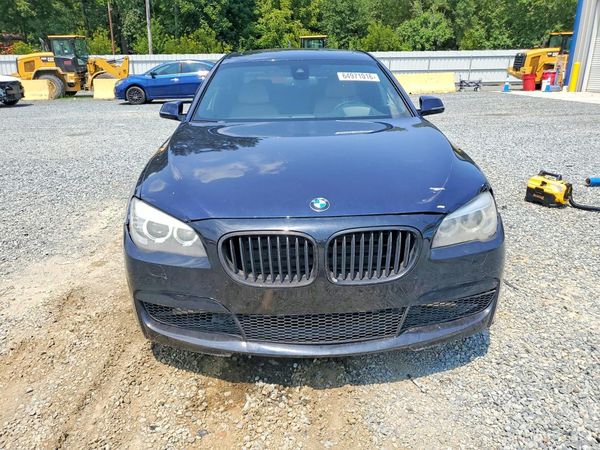 2015 BMW 740 xDrive