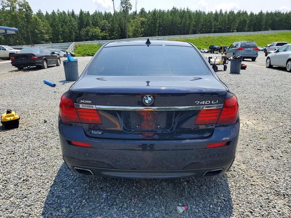 2015 BMW 740 xDrive
