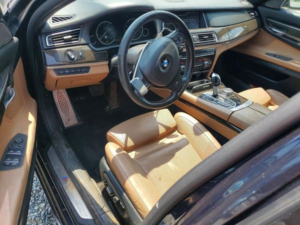 2015 BMW 740 xDrive