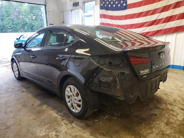 2019 HYUNDAI ELANTRA SE