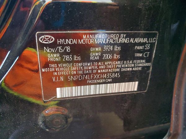 2019 HYUNDAI ELANTRA SE