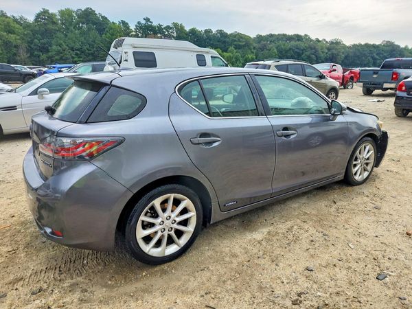 2013 LEXUS CT 200h