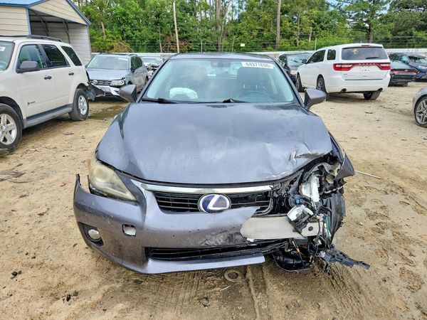 2013 LEXUS CT 200h
