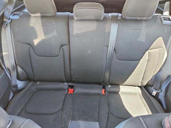 2018 JEEP RENEGADE LATITUDE 4X2