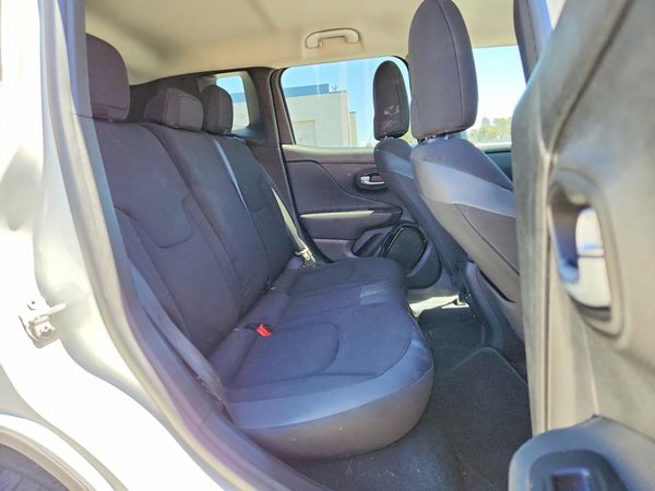2018 JEEP RENEGADE LATITUDE 4X2