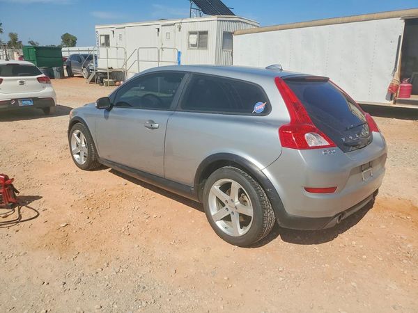 2013 VOLVO C30