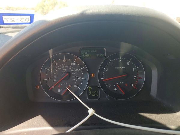 2013 VOLVO C30