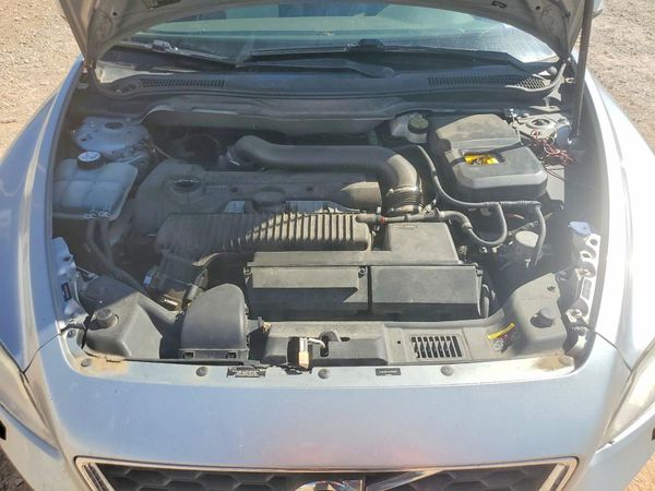 2013 VOLVO C30