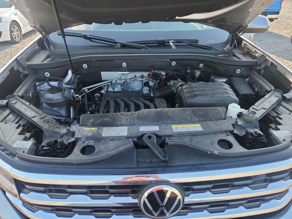 2022 VOLKSWAGEN ATLAS CROSS SPORT SE w/ Tech
